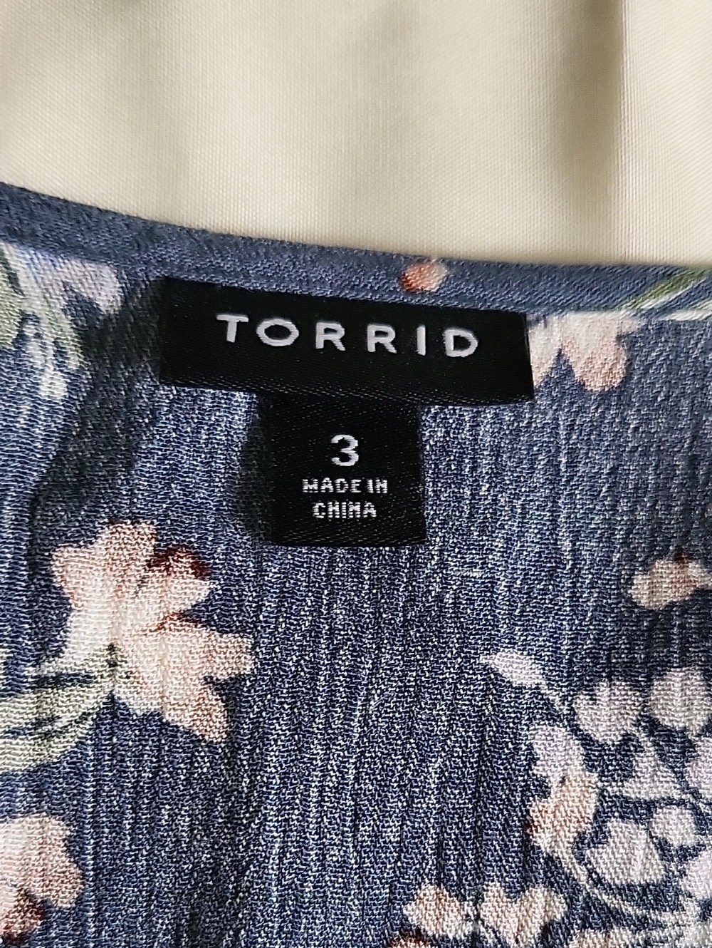 Torrid Boho Gauze Babydoll Top Size 3 3X Blue Floral Lace-Up Peasant Tunic - Picture 10 of 14